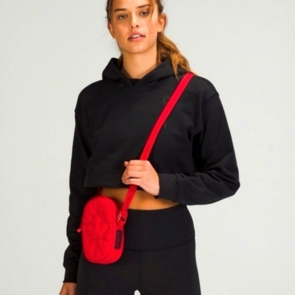 Lululemon Team Canada 22 Future Legacy Crossbody Bag in Crimson Red